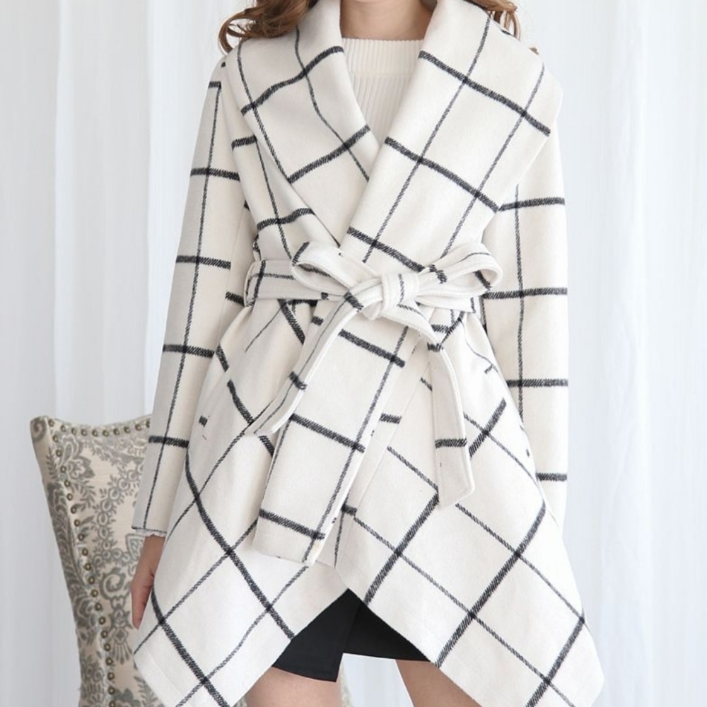 Chicwish Grid Rabato coat in white